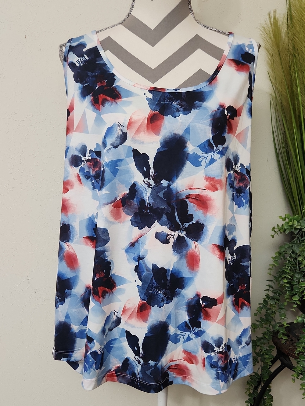 NWOT Cato's Active Live Well Patriotic Colors Top